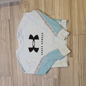 Girl's Under Armour sweatshirt